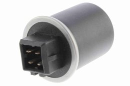 Pressure Switch, air conditioning VEMO V10-73-0001